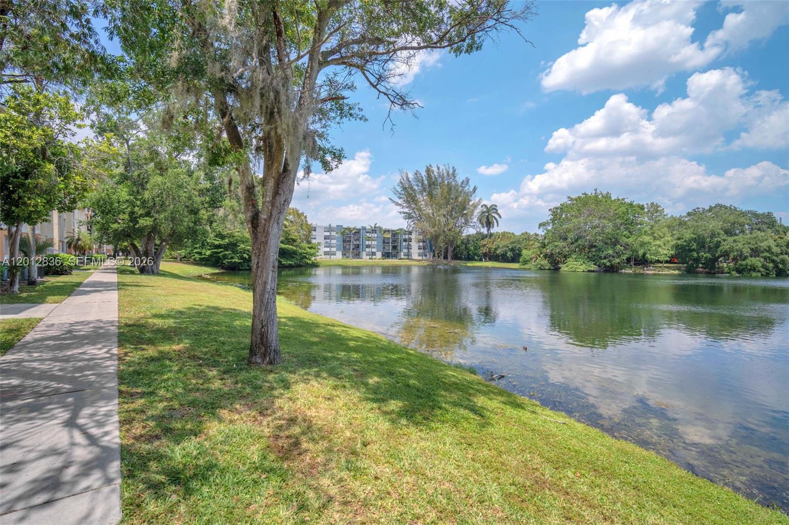 LAKEWOOD AT EMERALD HILLS - Residential