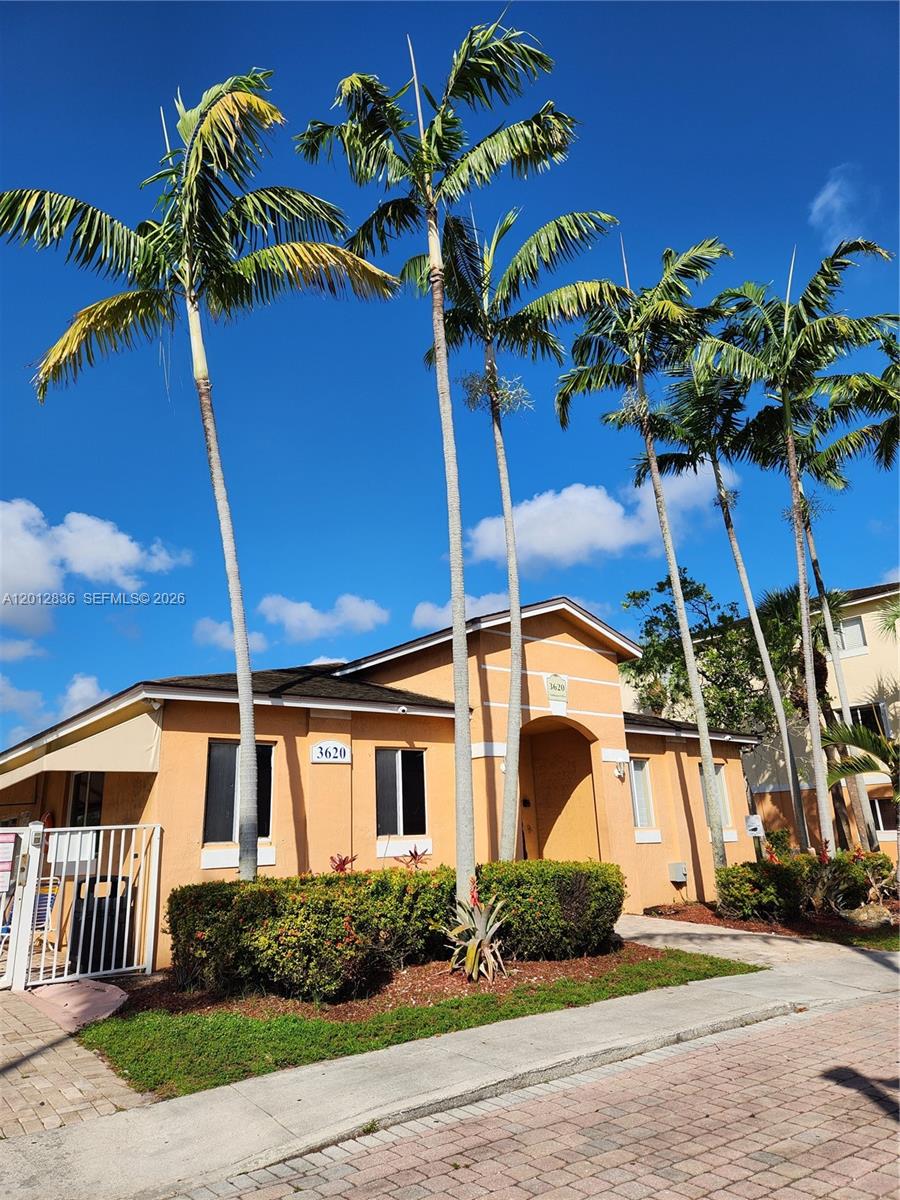 LAKEWOOD AT EMERALD HILLS - Residential