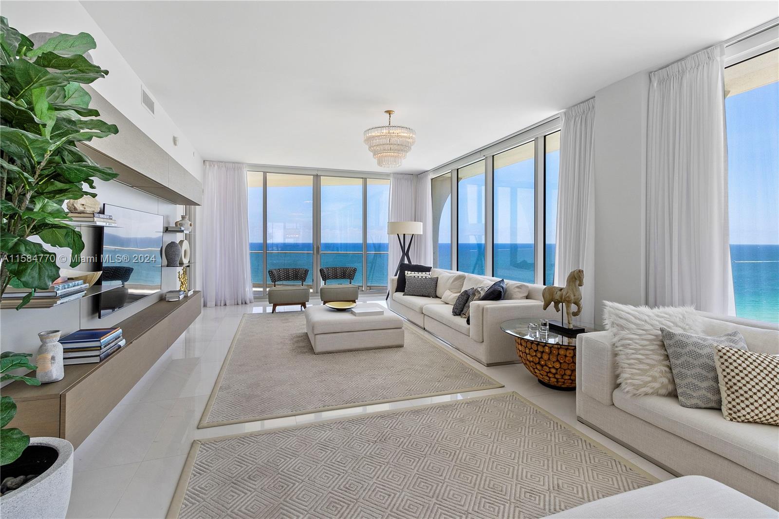JADE SIGNATURE CONDO - Residential