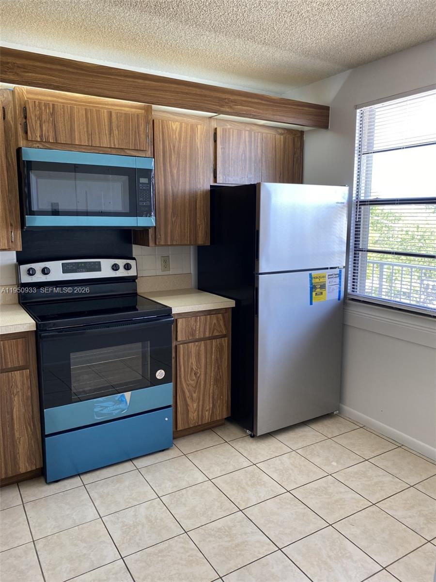 WHITEHALL VILLAGE - Residential