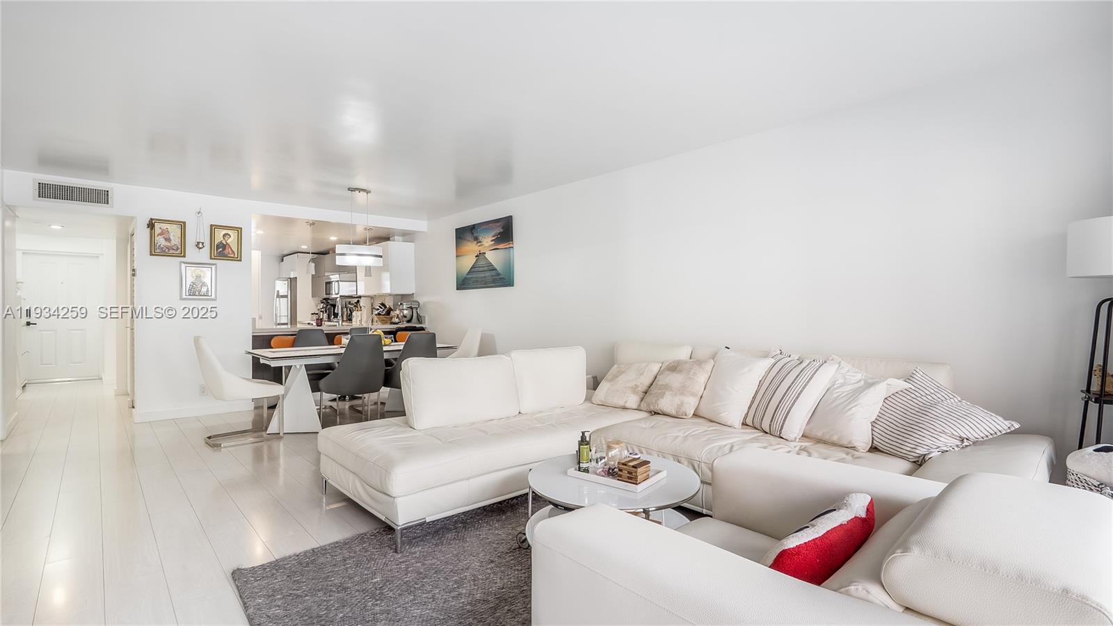 TRADEWINDS BY THE SEA CON - Residential