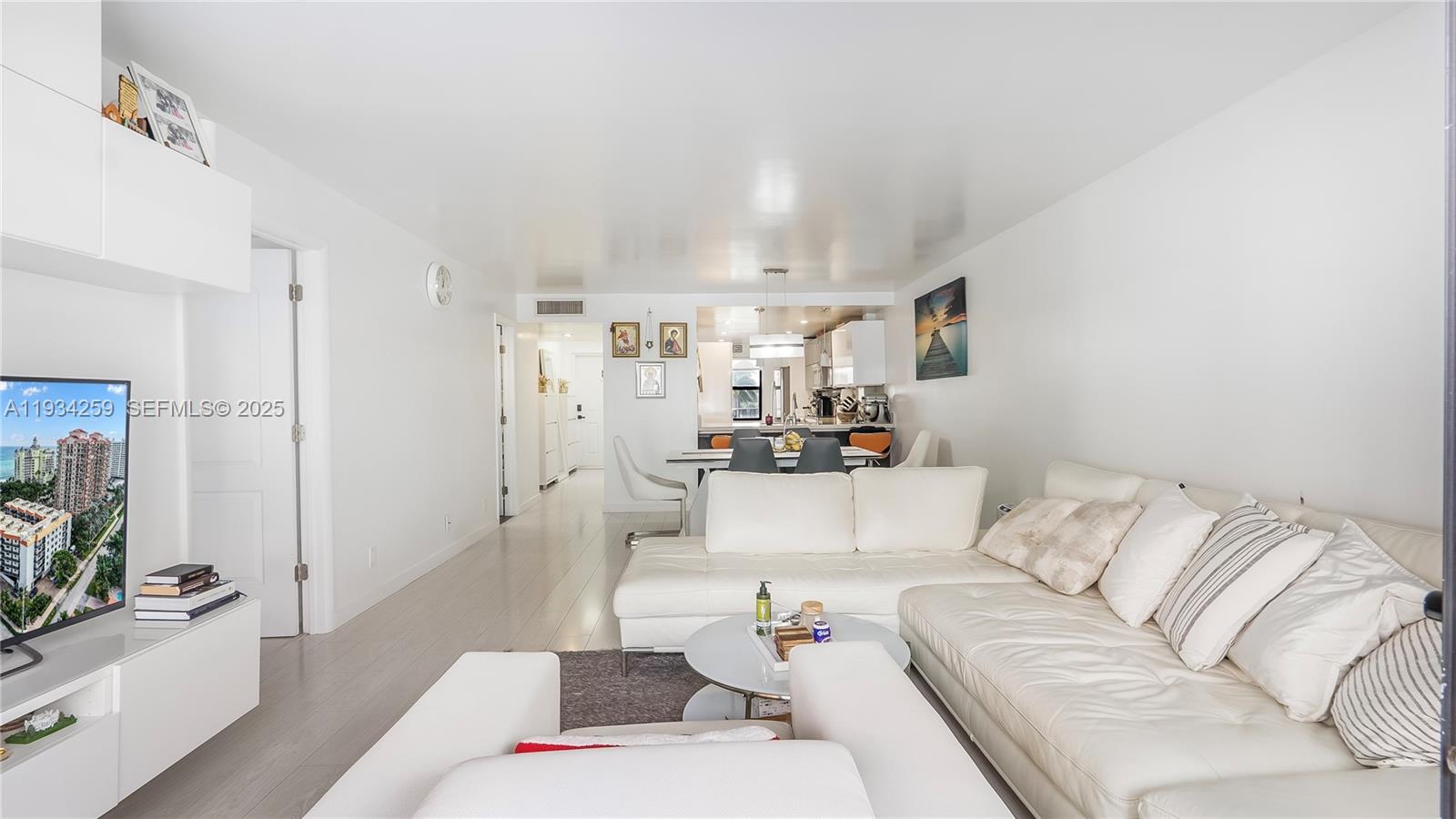 TRADEWINDS BY THE SEA CON - Residential