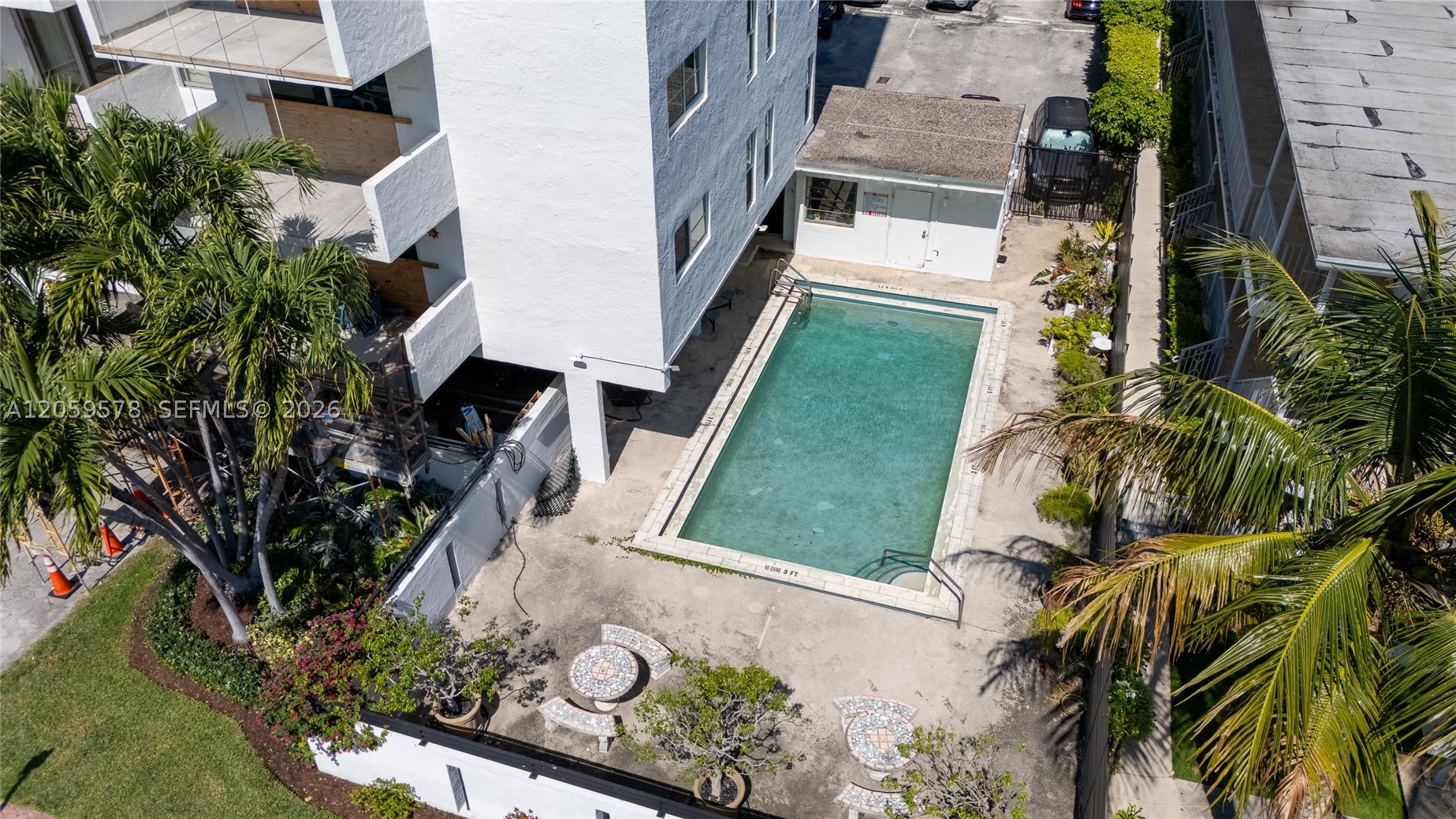BAYSHORE TERRACE CONDO - Residential