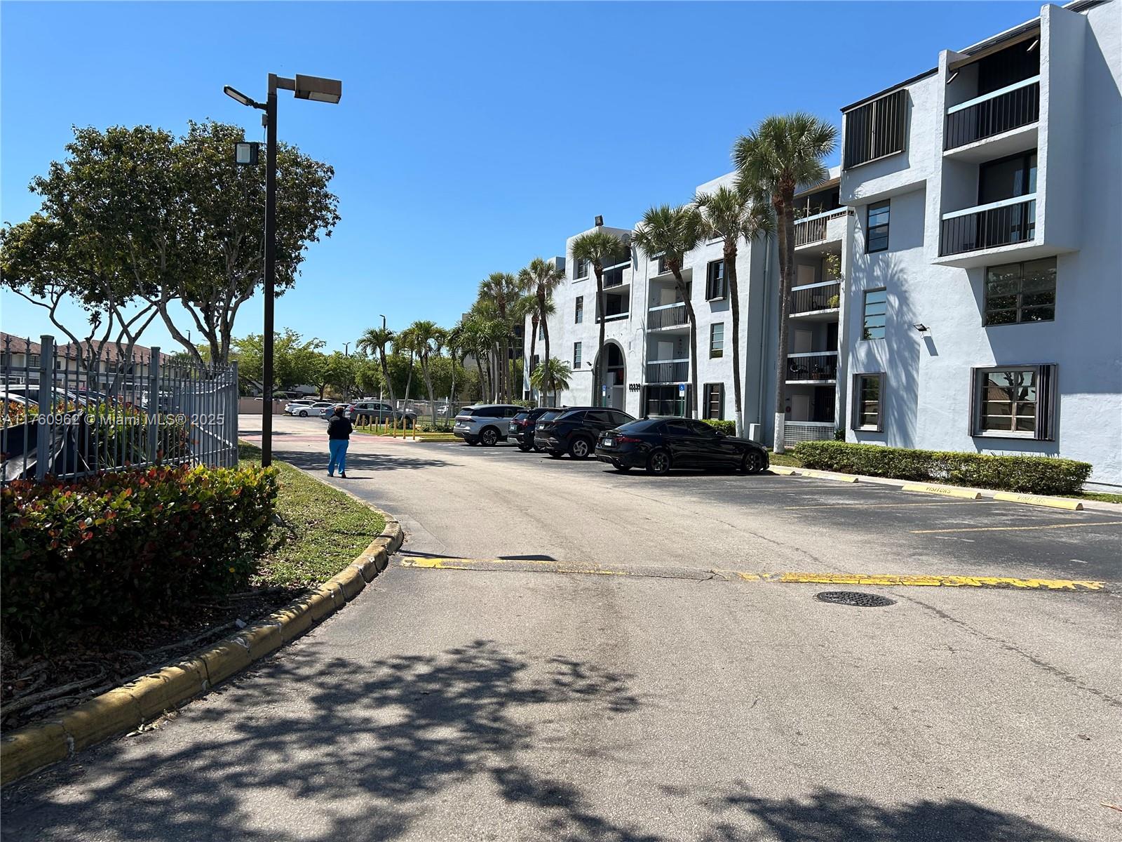 VISTA DEL LAGO CONDO PH 2 - Residential Lease