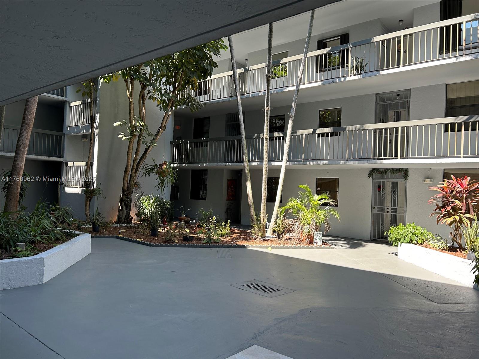 VISTA DEL LAGO CONDO PH 2 - Residential Lease