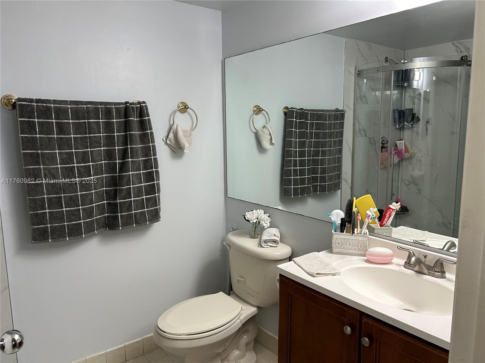 VISTA DEL LAGO CONDO PH 2 - Residential Lease