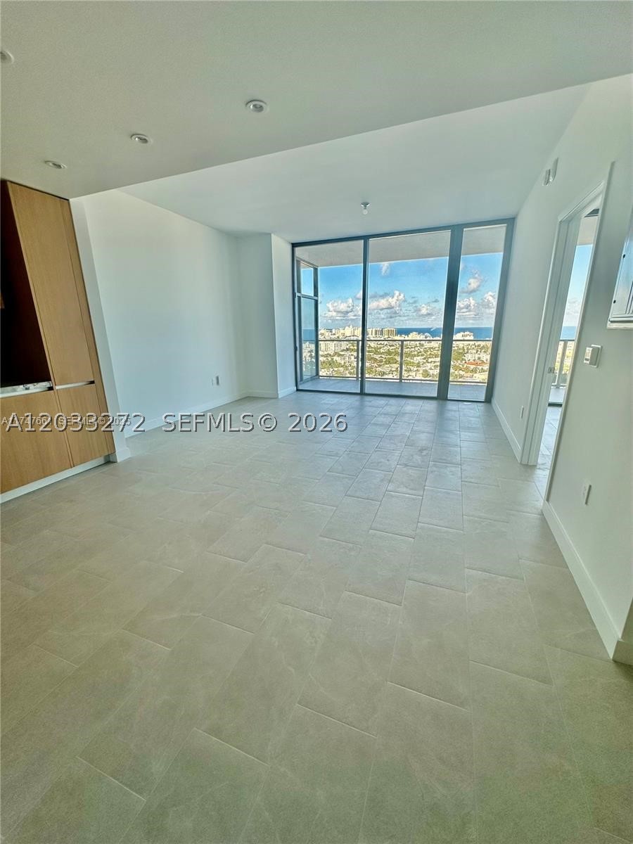 Five Park Condo - Residential