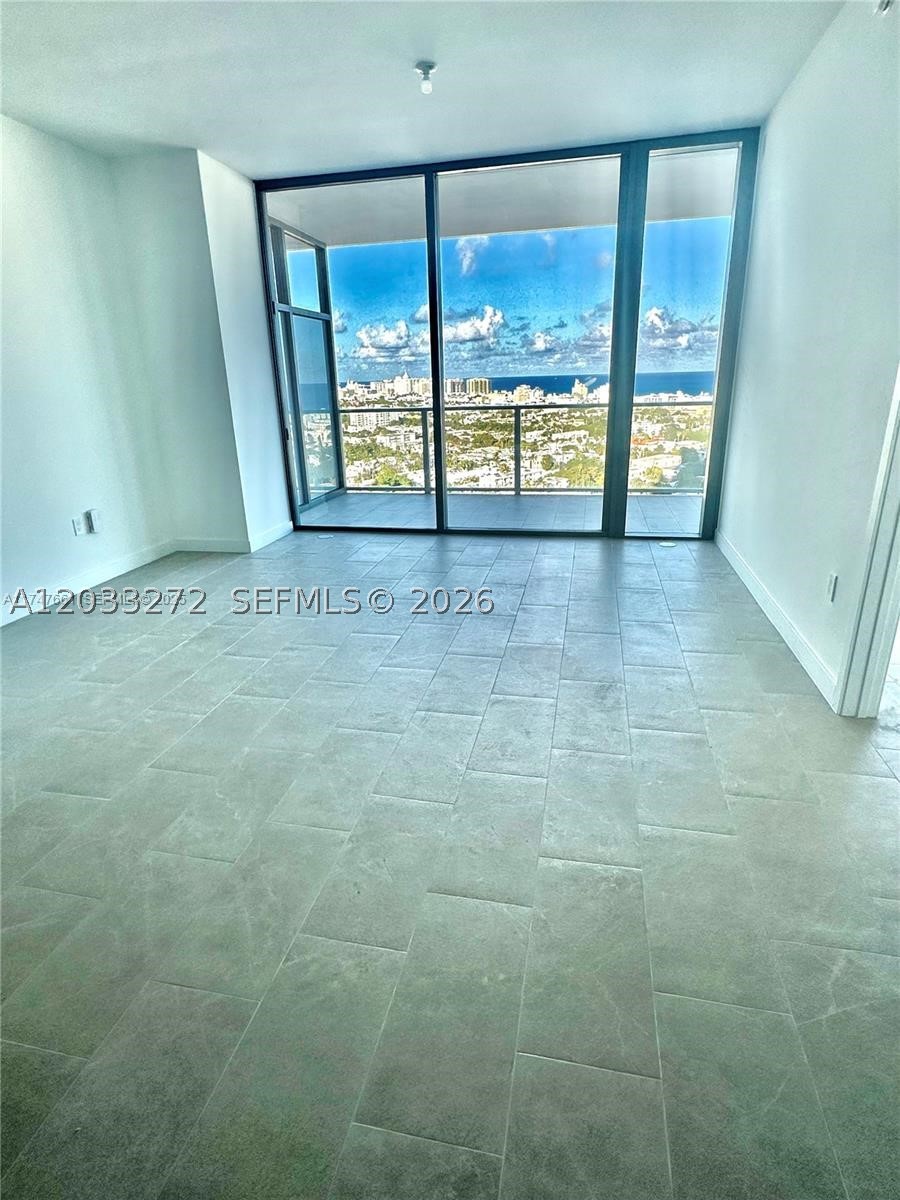 Five Park Condo - Residential