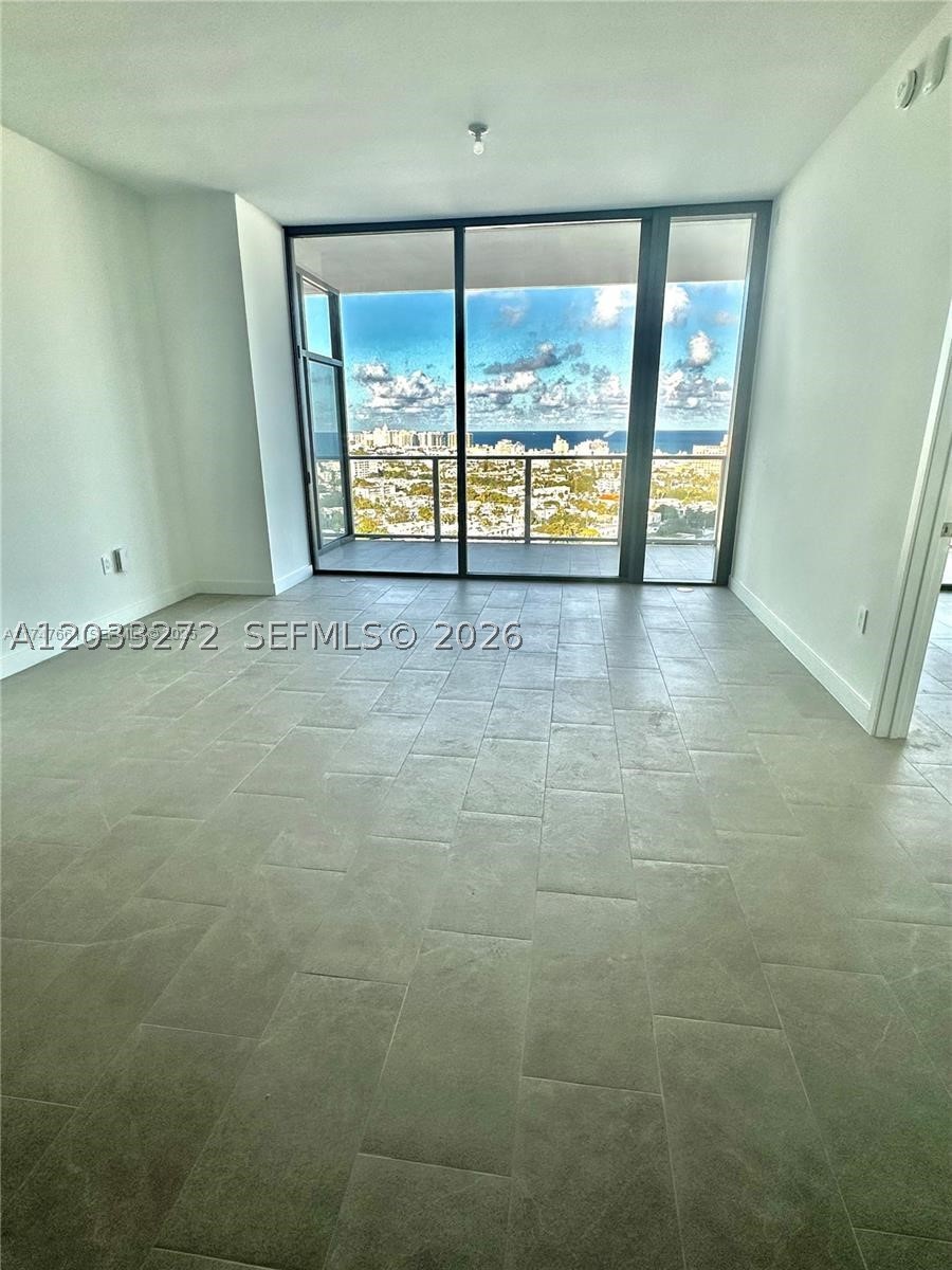 Five Park Condo - Residential