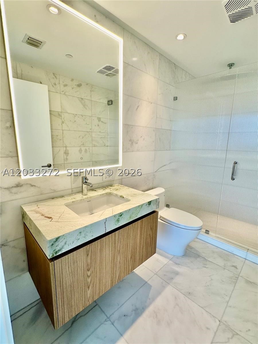 Five Park Condo - Residential