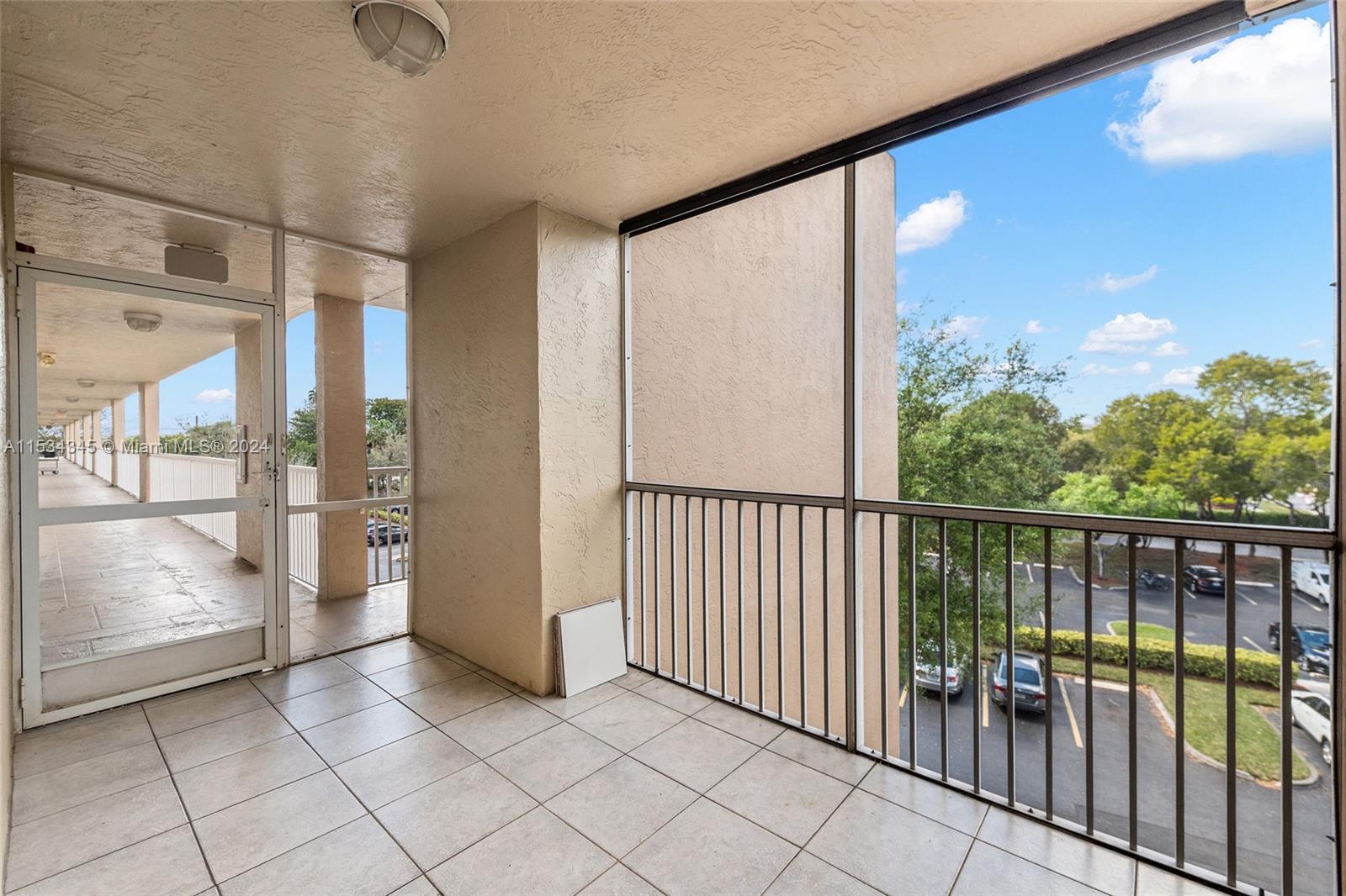 WELDON CONDOMINIUM H - Residential