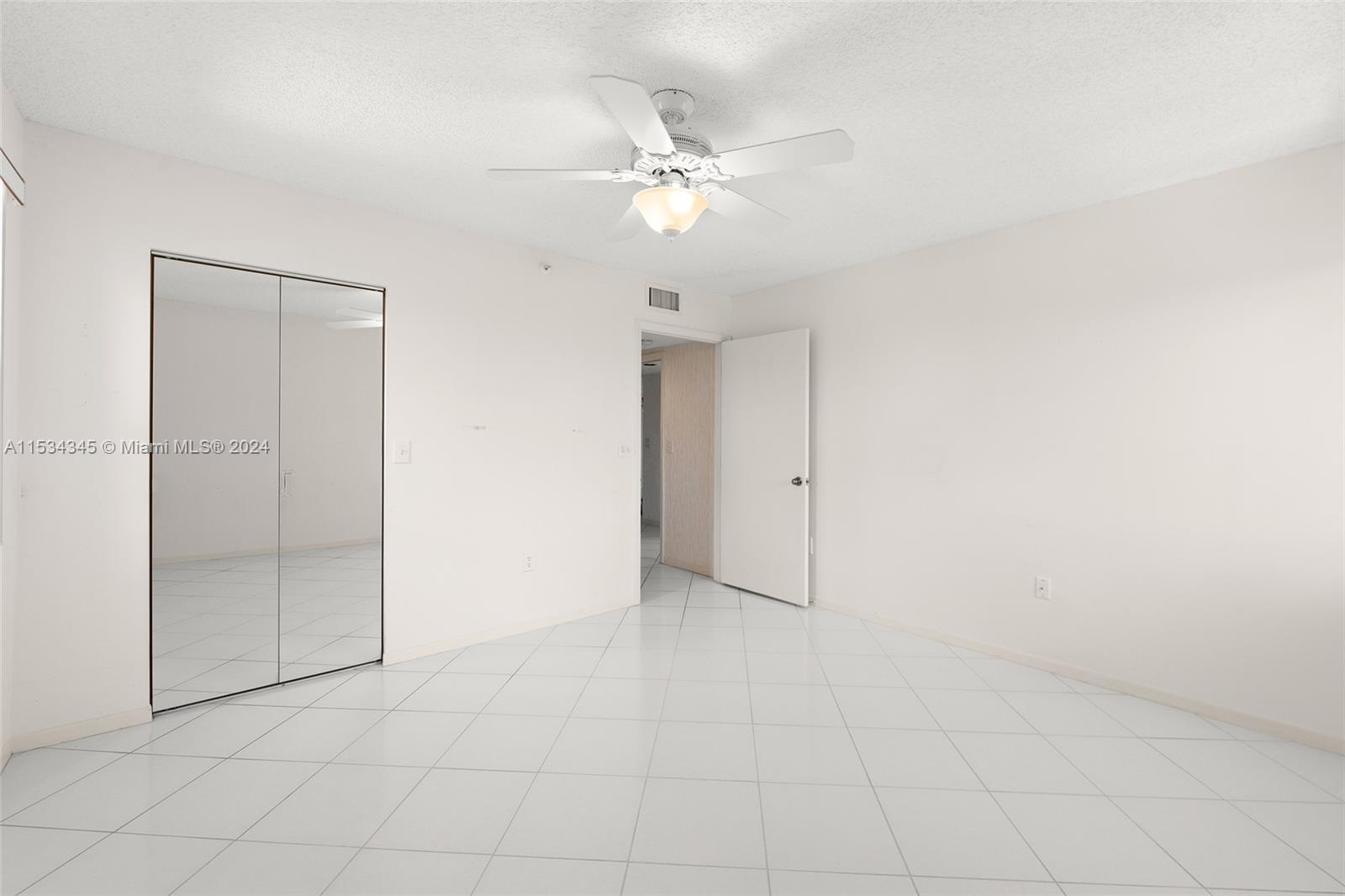 WELDON CONDOMINIUM H - Residential