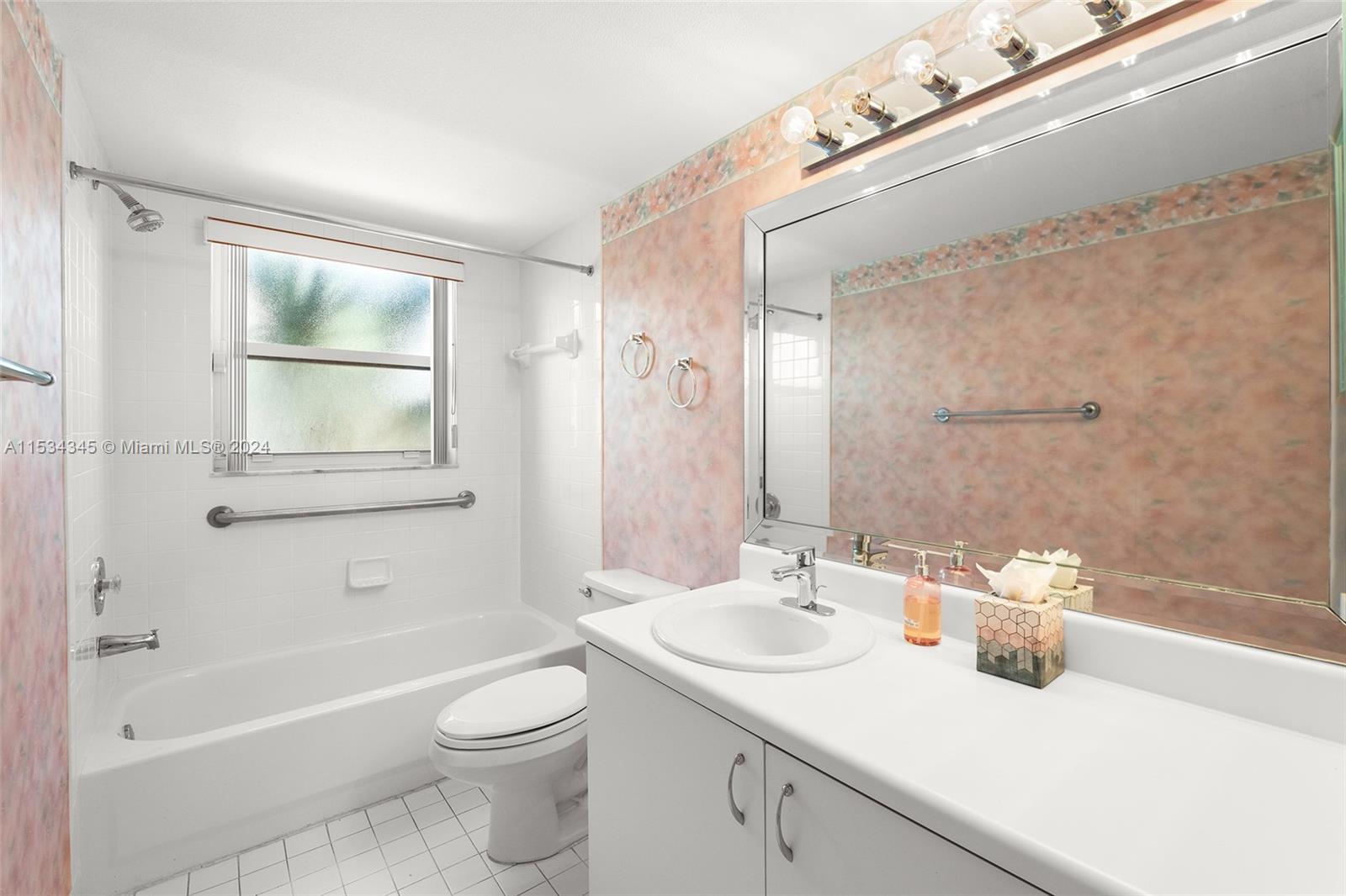 WELDON CONDOMINIUM H - Residential