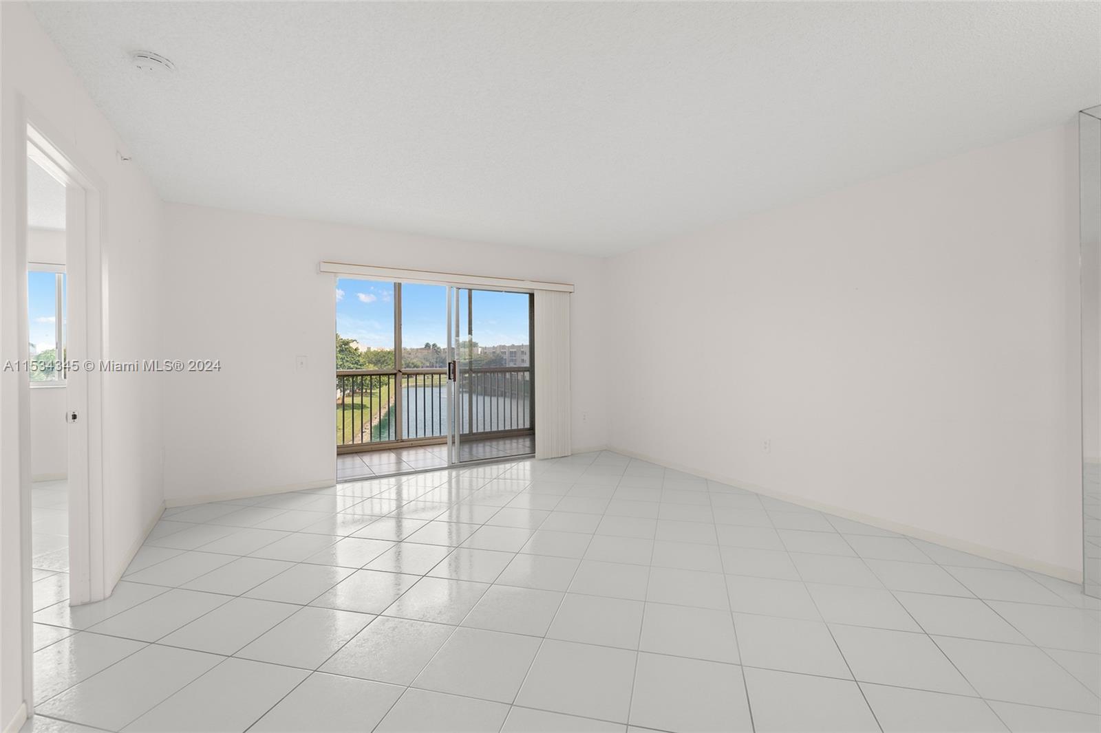 WELDON CONDOMINIUM H - Residential