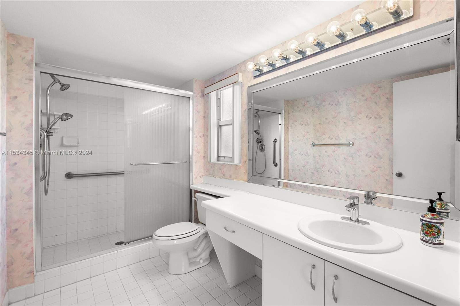 WELDON CONDOMINIUM H - Residential