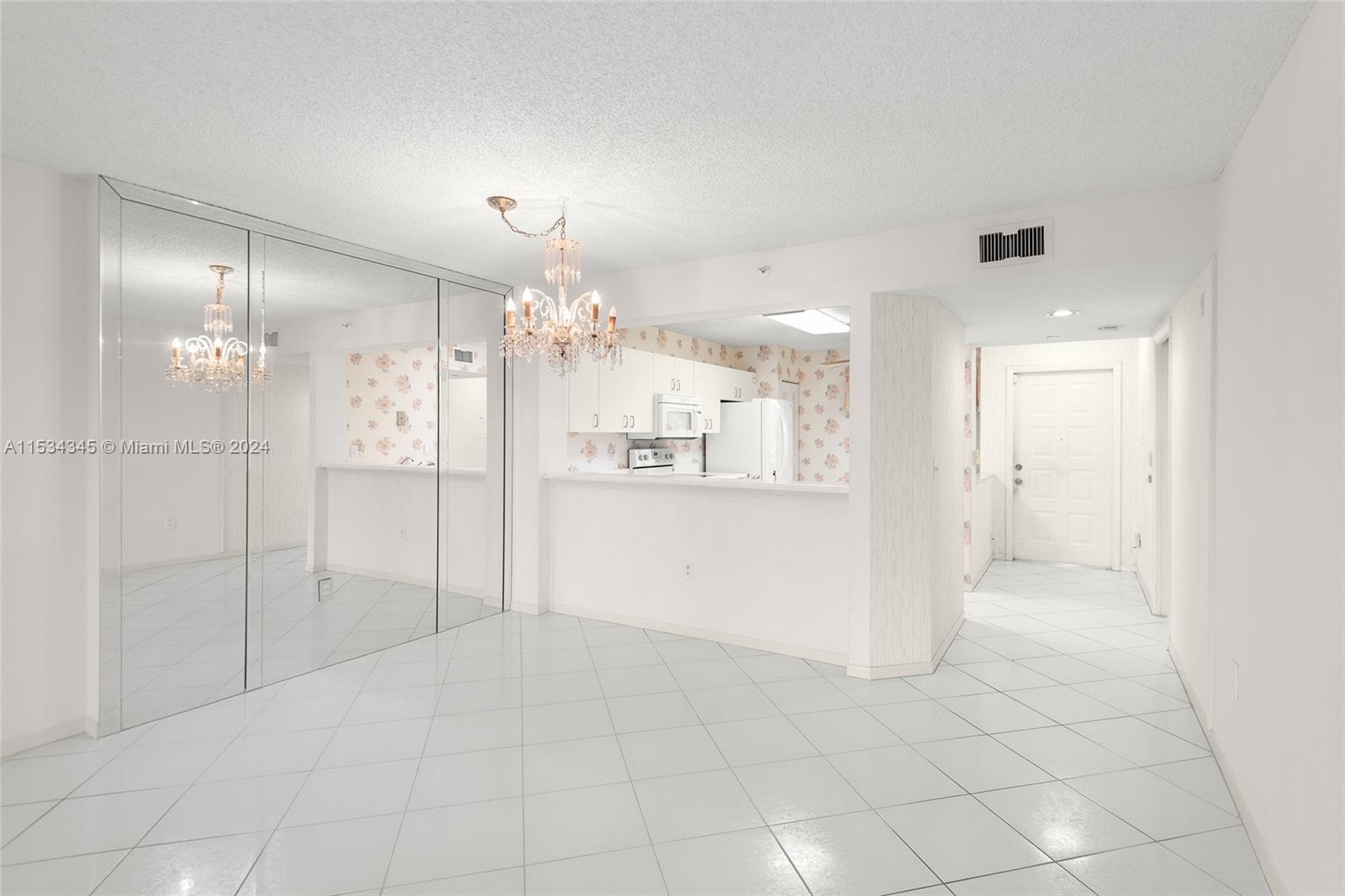 WELDON CONDOMINIUM H - Residential