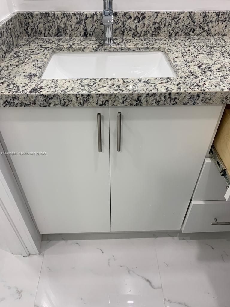 CAPTIVA LAKES VILLAS COND - Residential