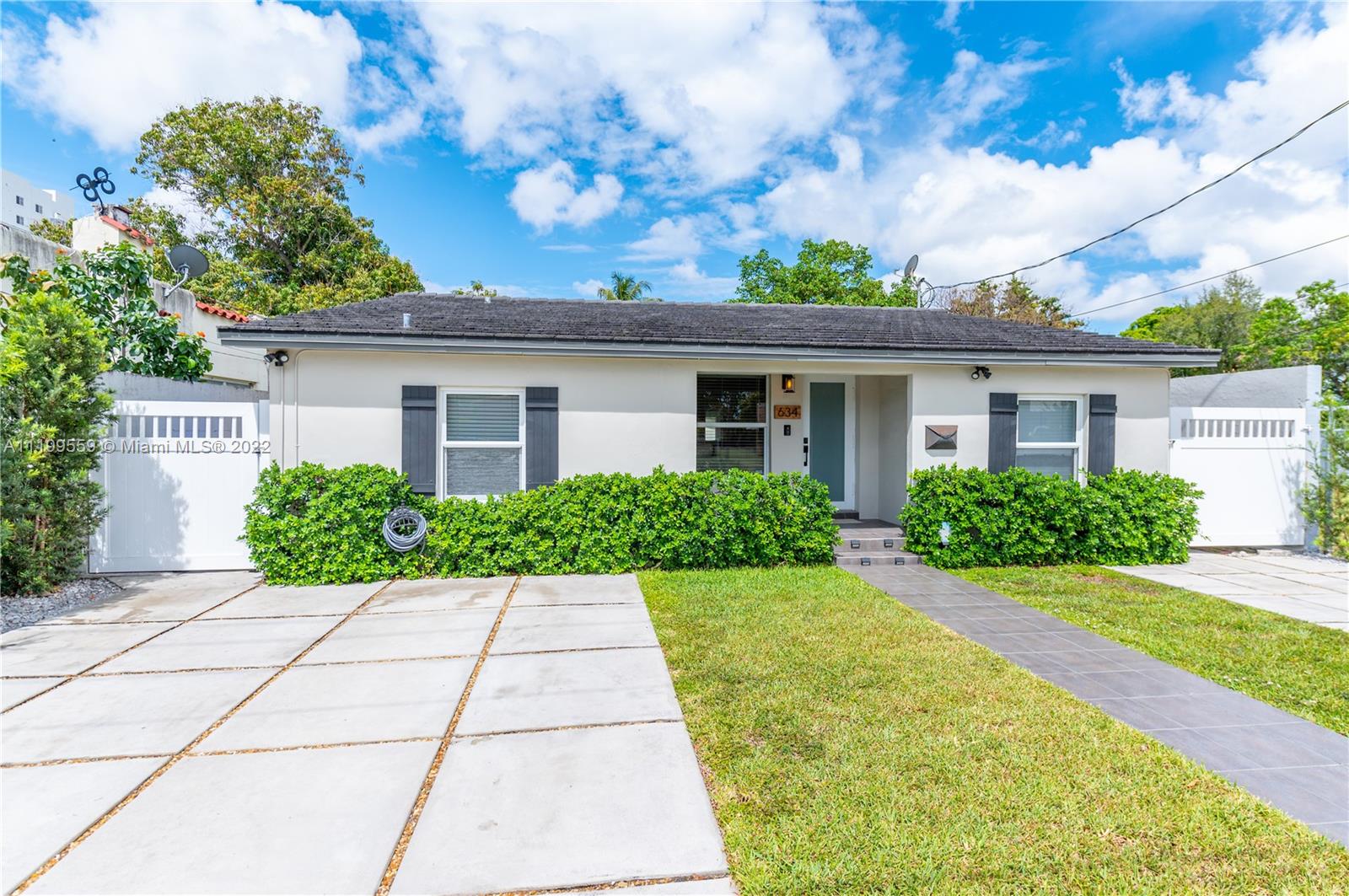 FAIRLAWN - Residential