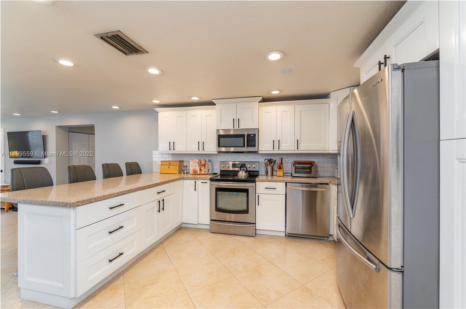 FAIRLAWN - Residential