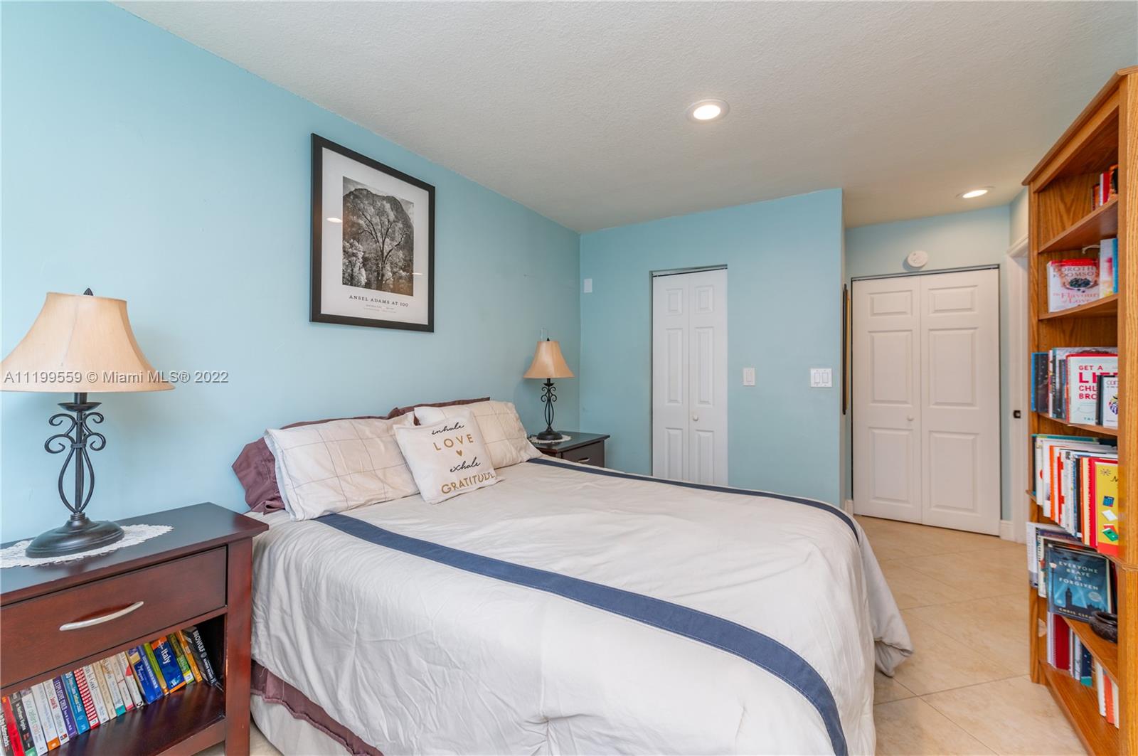 FAIRLAWN - Residential