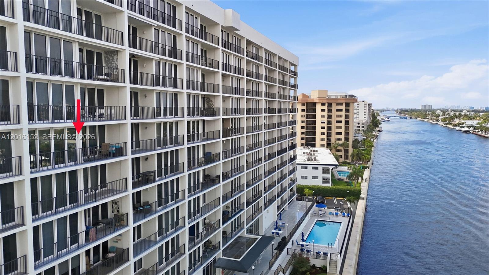 SILVER THATCH INTRACOASTA - Residential