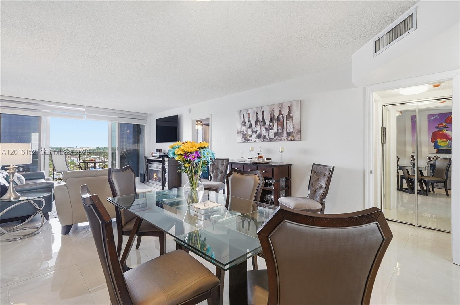 SILVER THATCH INTRACOASTA - Residential