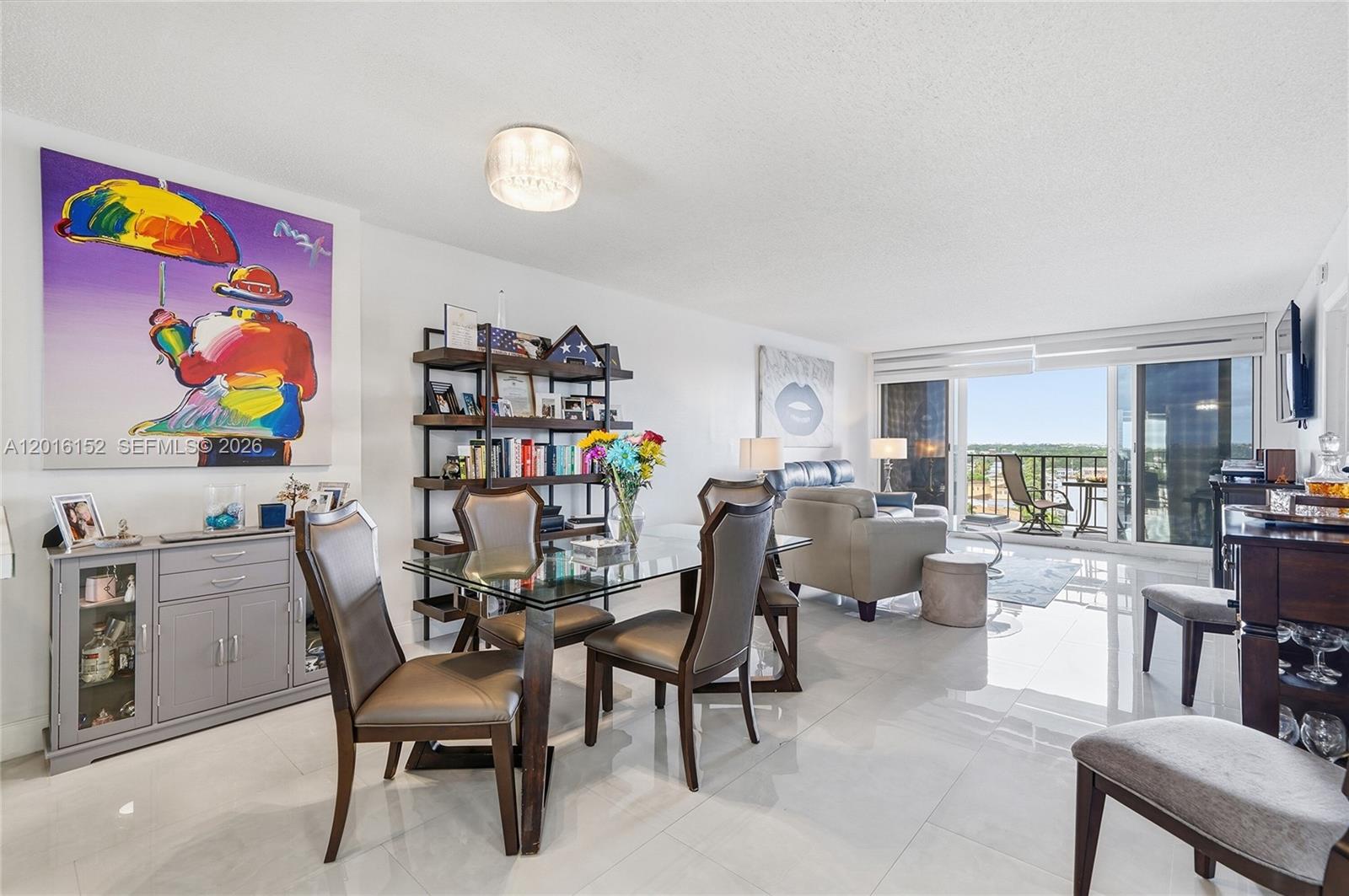 SILVER THATCH INTRACOASTA - Residential