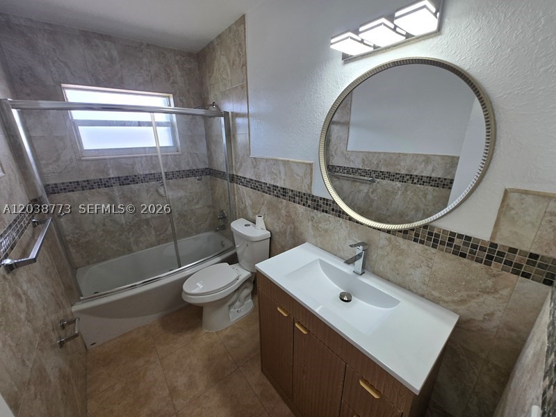 PALMLAND ESTATES 1ST ADDN - Residential