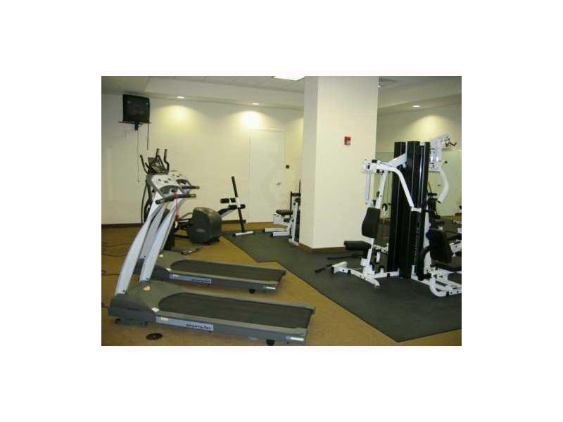 THE GRANDE CONDO - Residential Lease