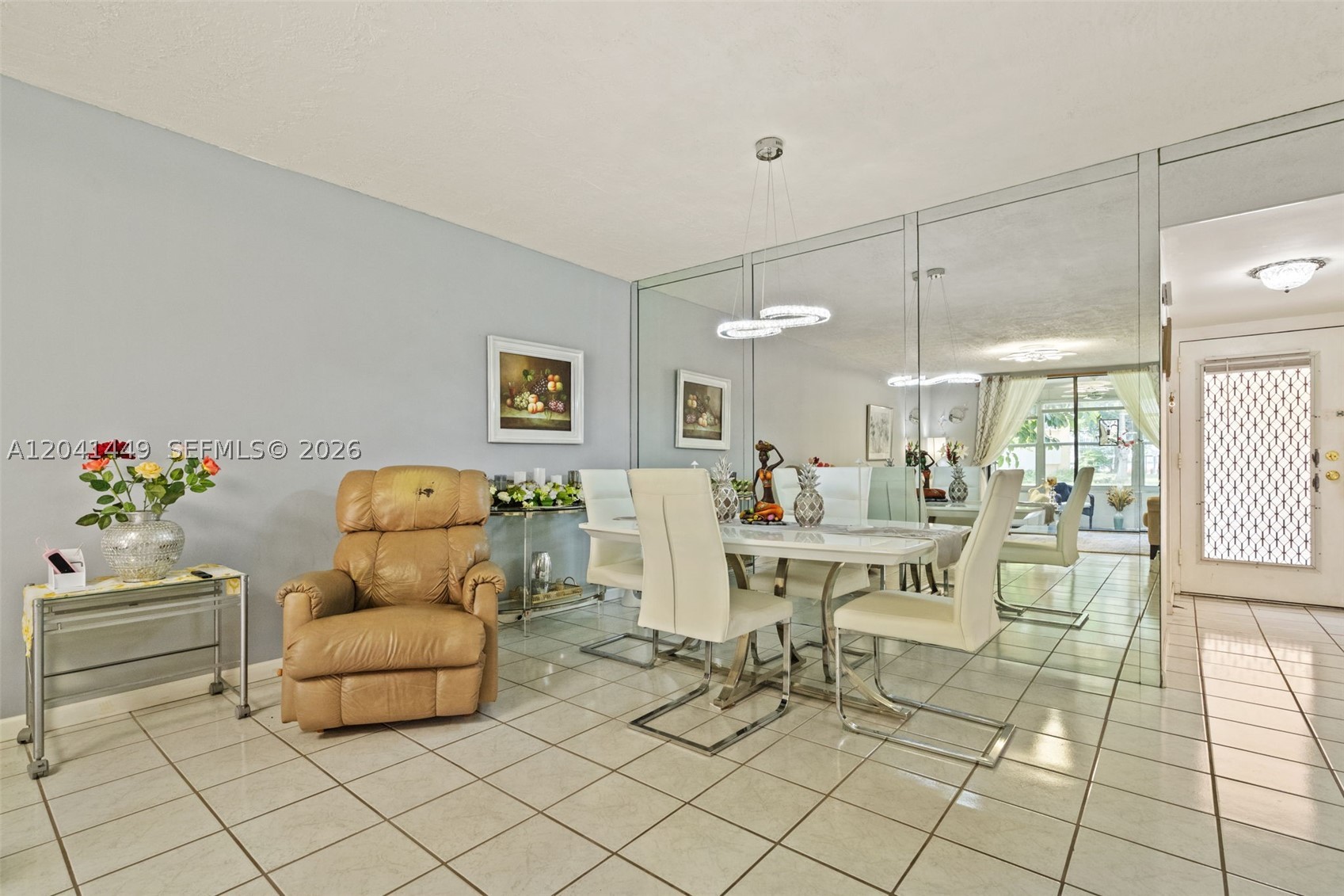 SOMERSET NO EIGHT CONDO - Residential