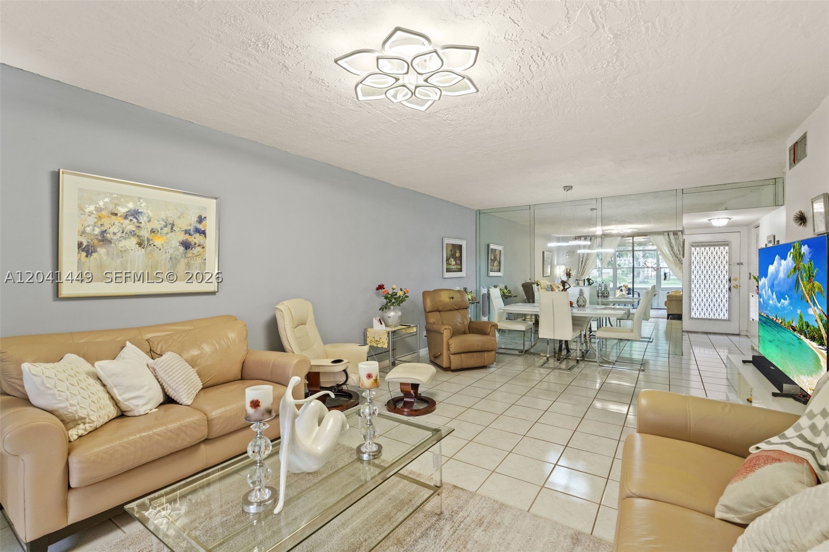 SOMERSET NO EIGHT CONDO - Residential