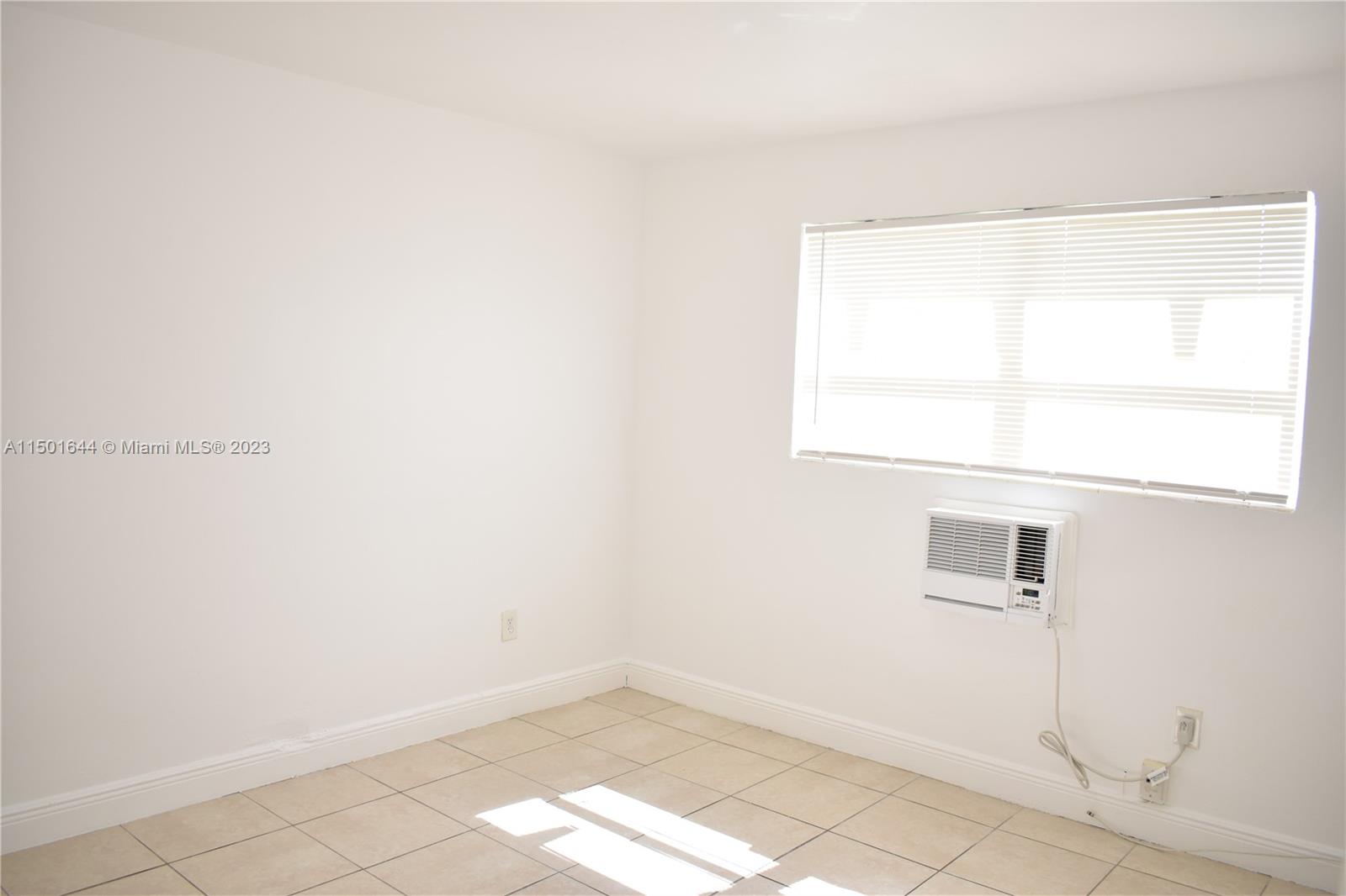 PORTA BELA CONDO - Residential Lease