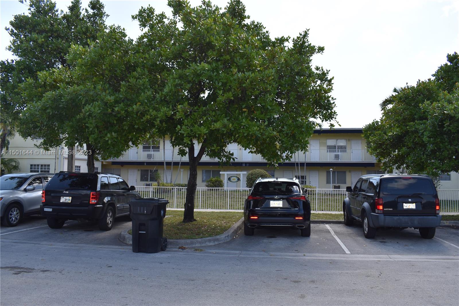 PORTA BELA CONDO - Residential Lease