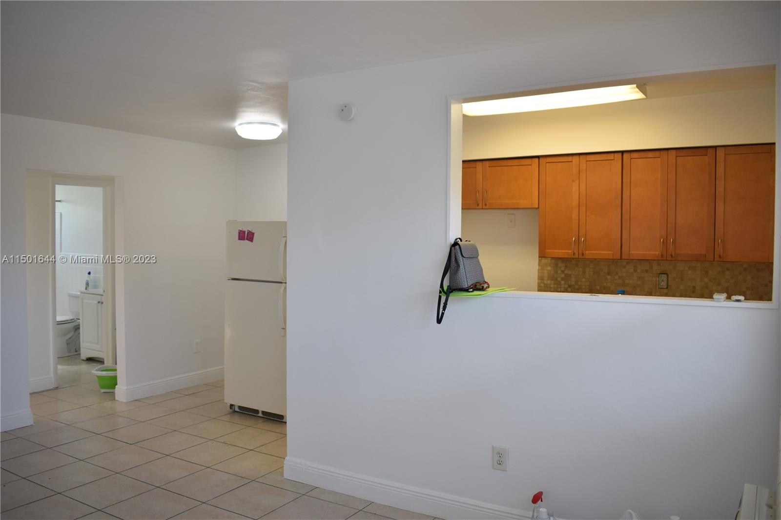 PORTA BELA CONDO - Residential Lease