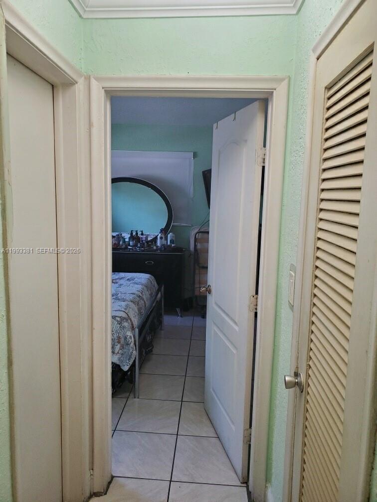 TROPICAL MANOR CONDO - Residential