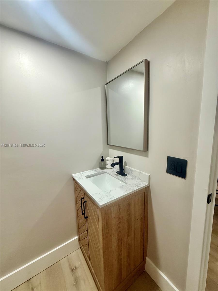 FOXCROFT APTS INC CONDO - Residential