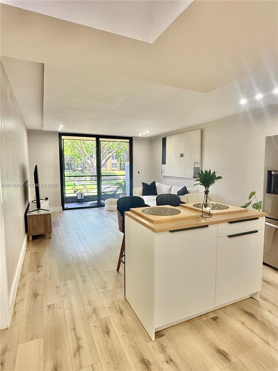 FOXCROFT APTS INC CONDO - Residential