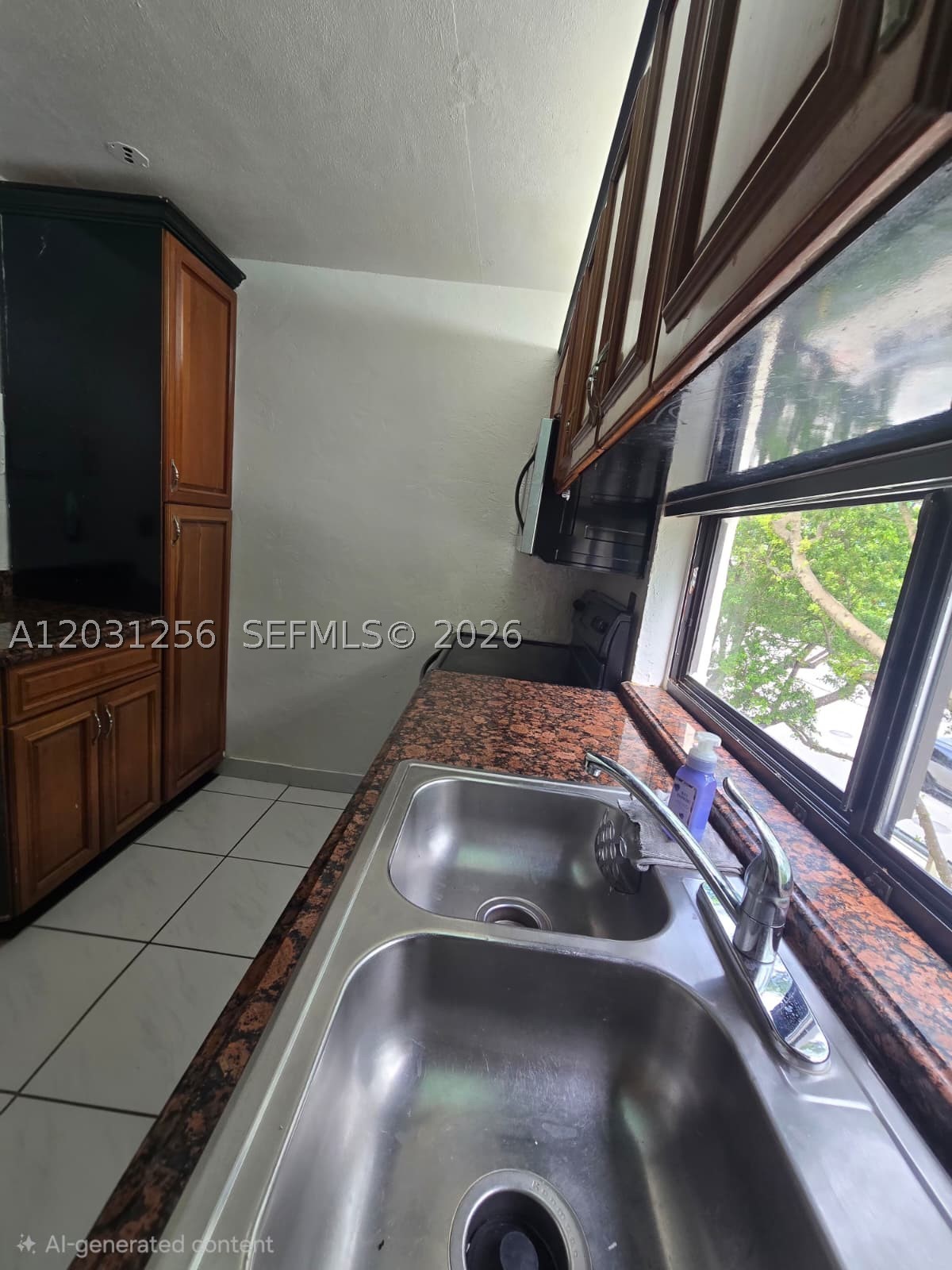 PLAZA OF AMERICAS CONDO P - Residential Lease