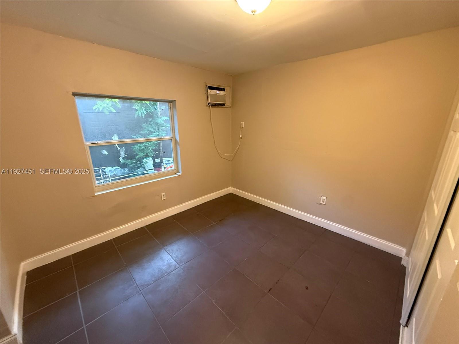 SANTA CLARA SUB - Residential Lease
