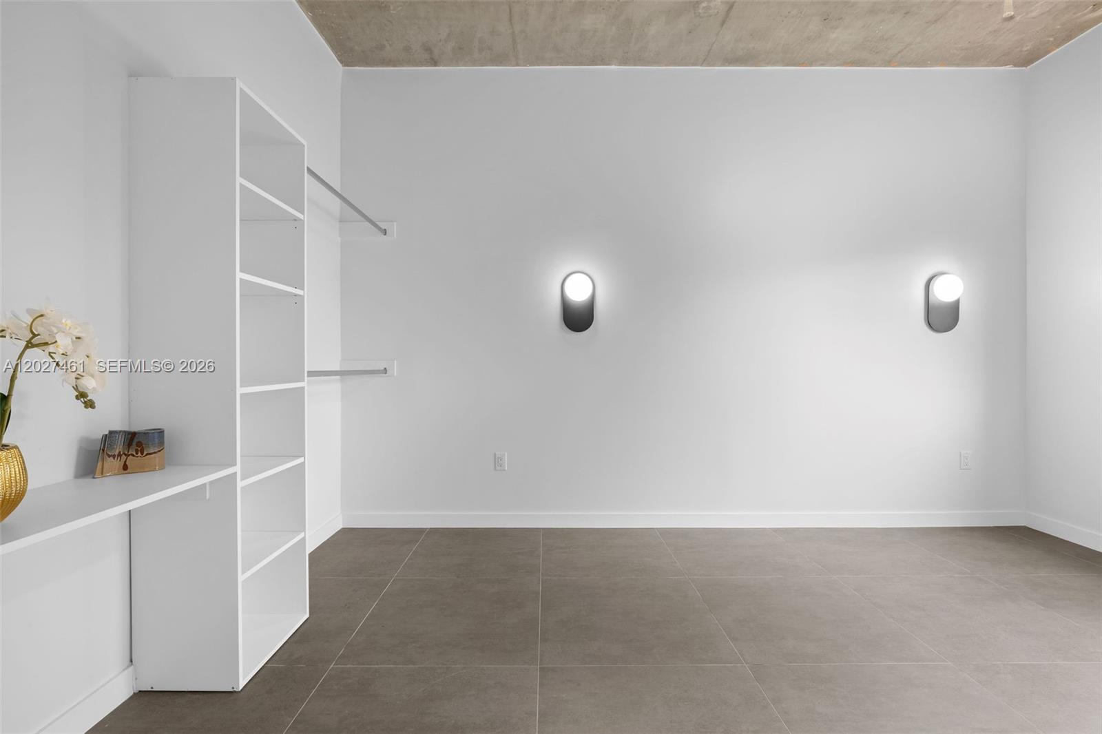 NORTHERN BLVD TRACK - Residential Lease