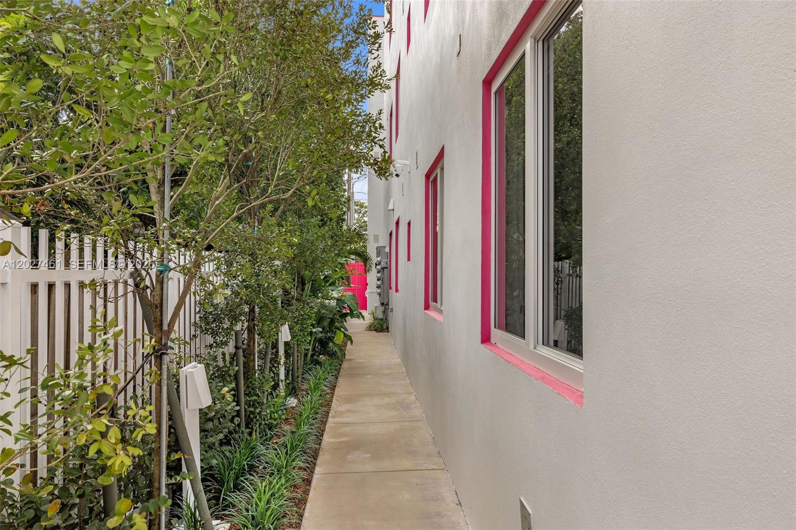 NORTHERN BLVD TRACK - Residential Lease