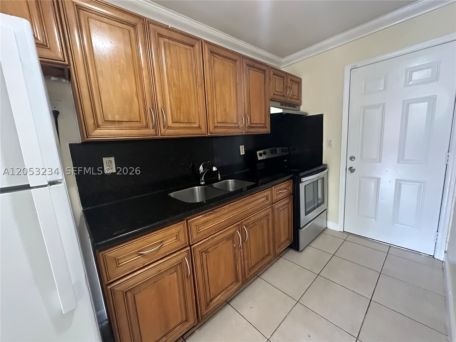 BAY VISTA PARK - Residential Lease