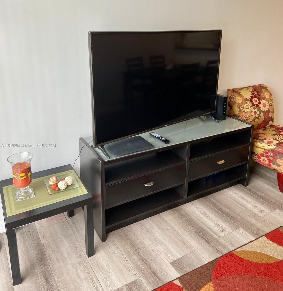 PARKVIEW AT BRICKELL COND - Residential Lease