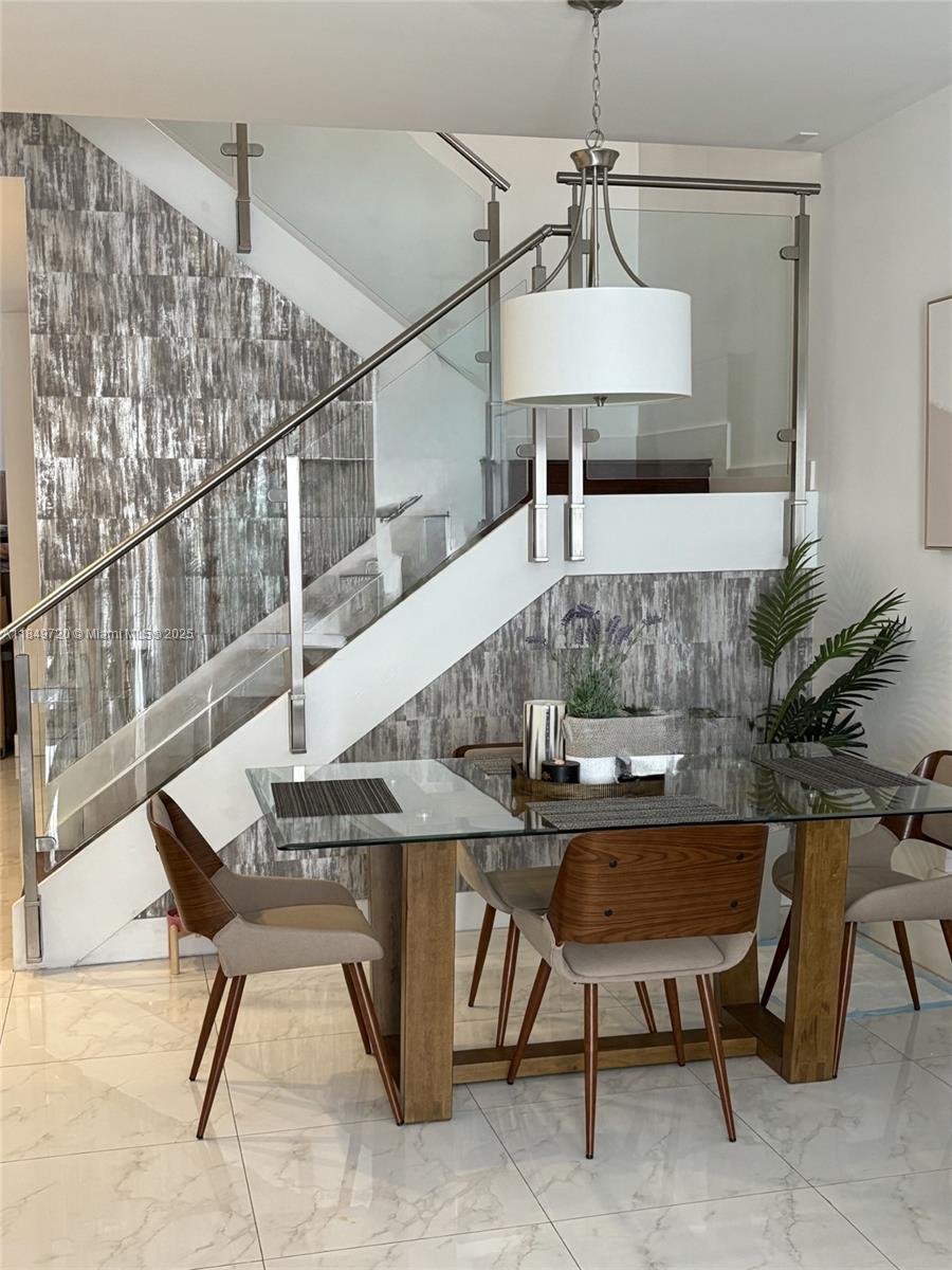 DORAL PALMS NORTH - Residential