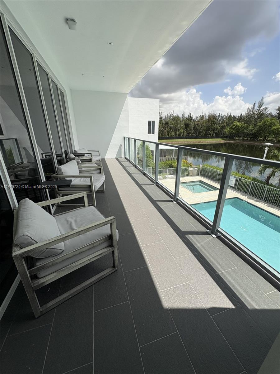DORAL PALMS NORTH - Residential