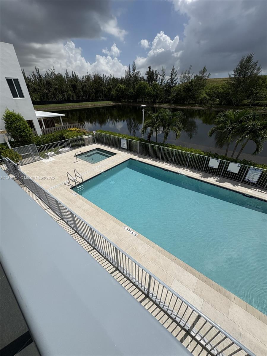 DORAL PALMS NORTH - Residential