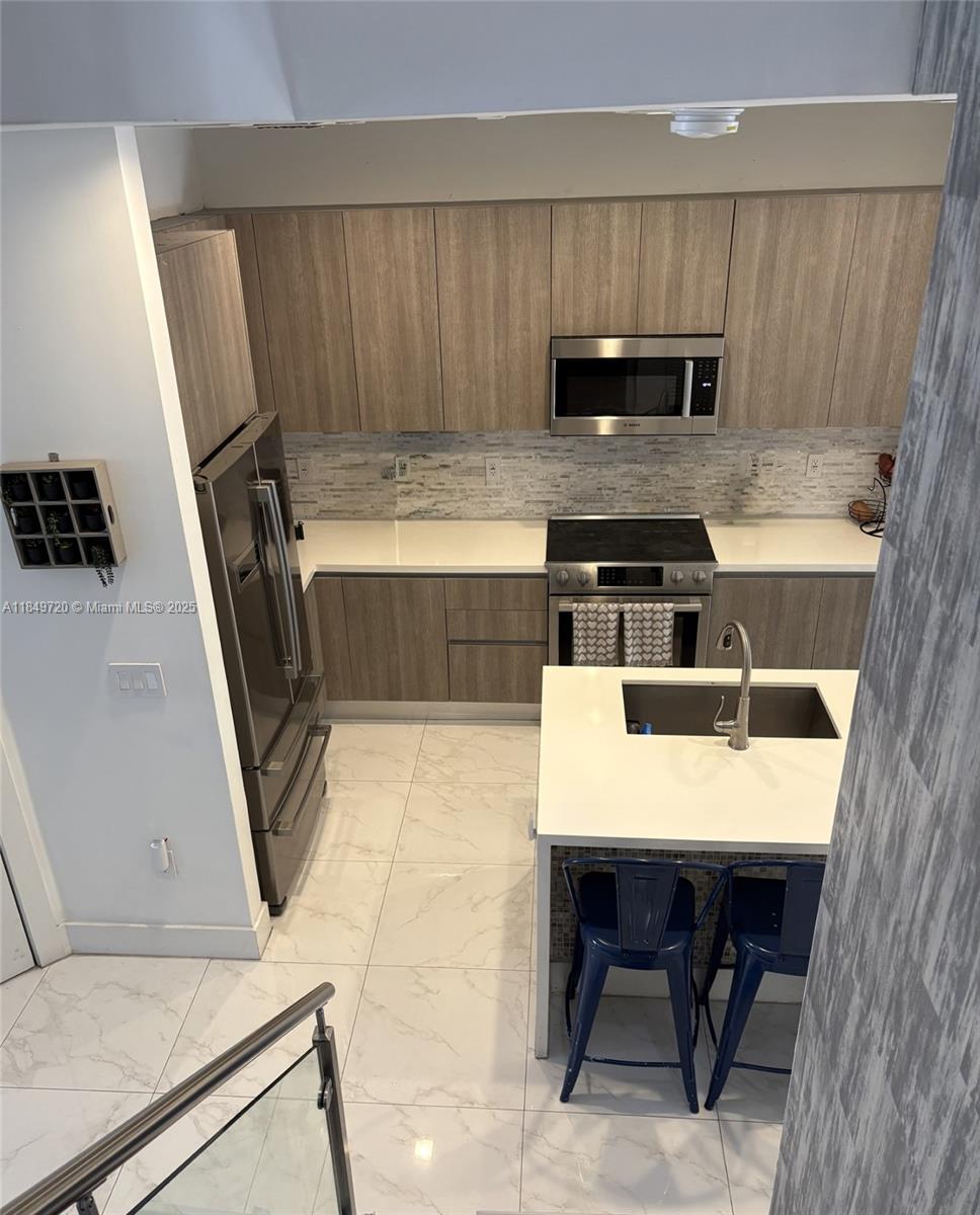 DORAL PALMS NORTH - Residential