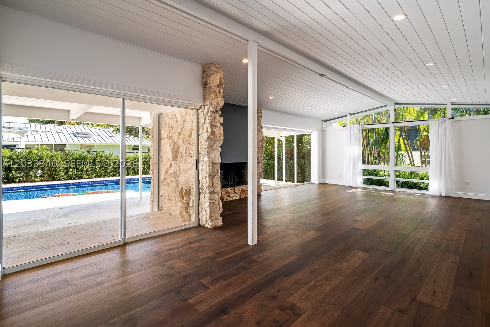 MASHTA ISLAND - Residential