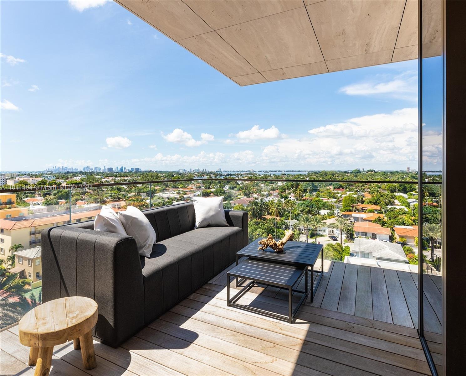 Arte Surfside - Residential