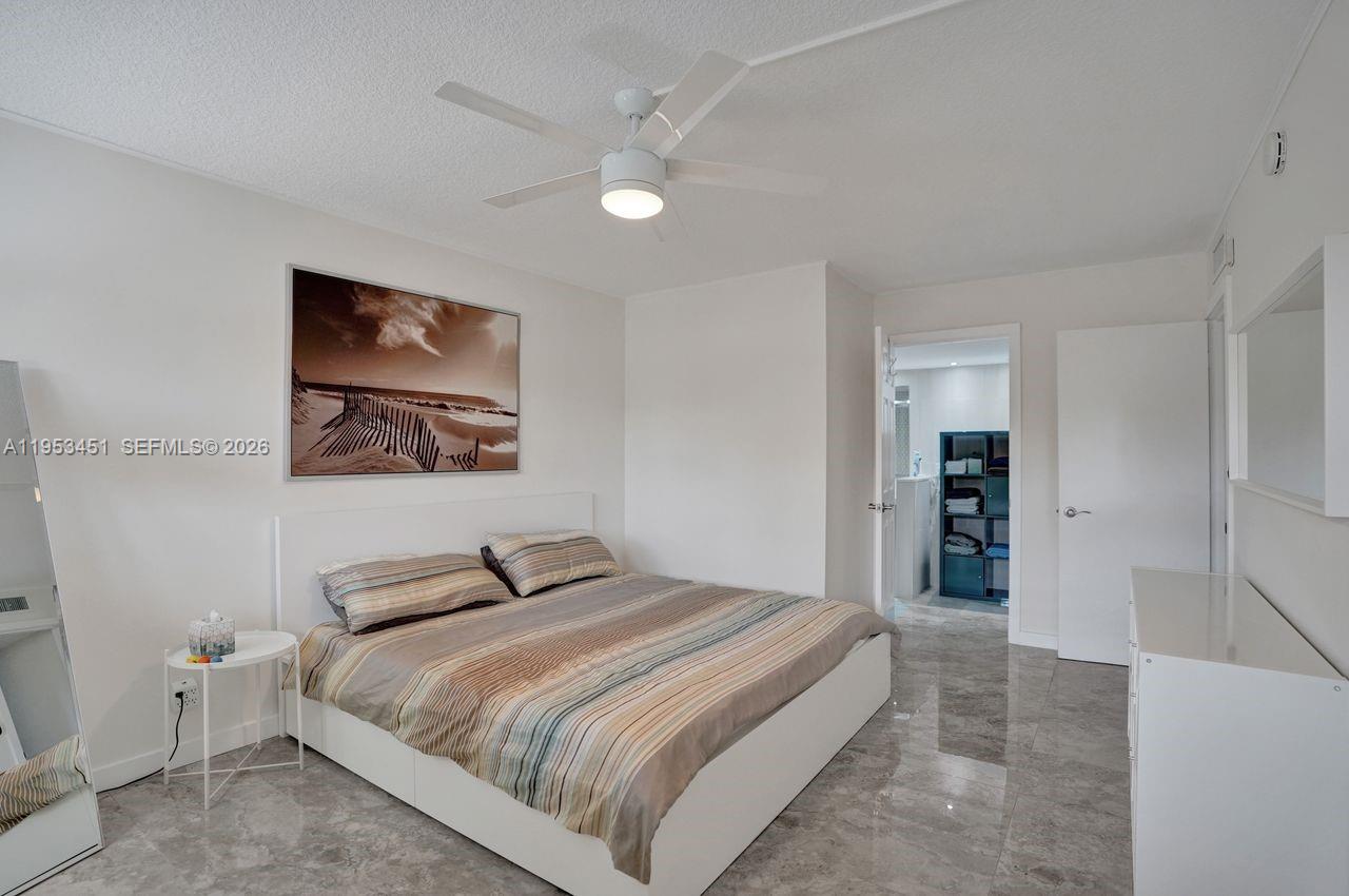 NO 22 PALM-AIRE COUNTRY C - Residential